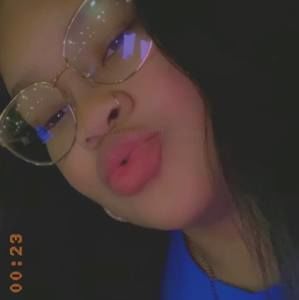 Meet your Posher, Ciara